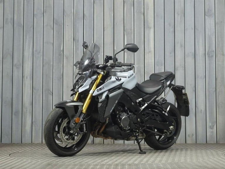 2021 71 SUZUKI GSX-S1000