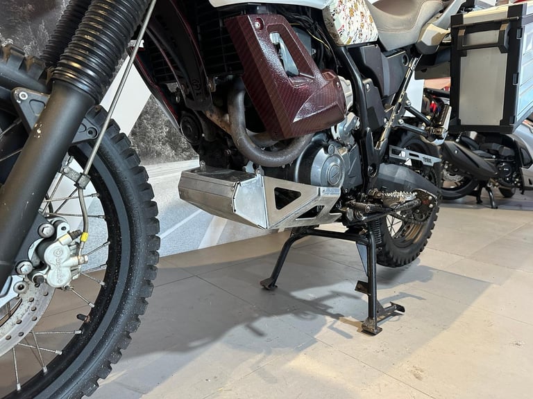 Yamaha XT 660 2012 with only 6368 miles + Full Luggage 