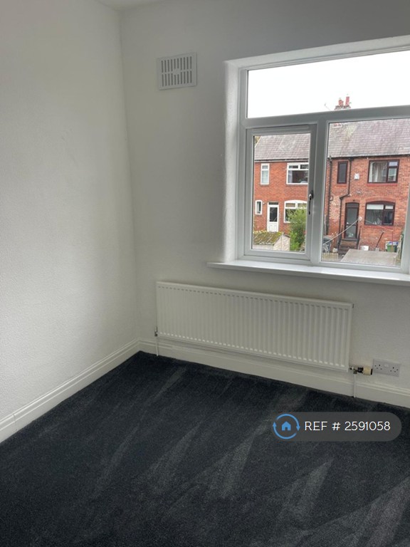 2 bedroom house in Mount Pleasant Road, Denton, Manchester, M34 (2 bed) (#2591058)