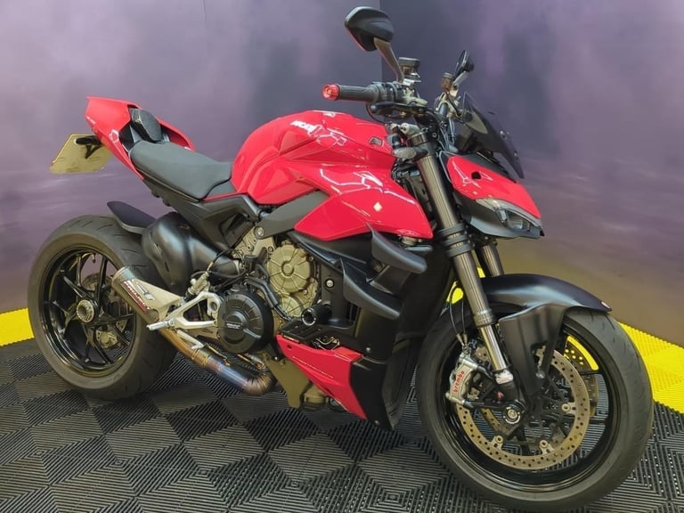 Ducati StreetFighter V4 2020 Excellent Condition FSH