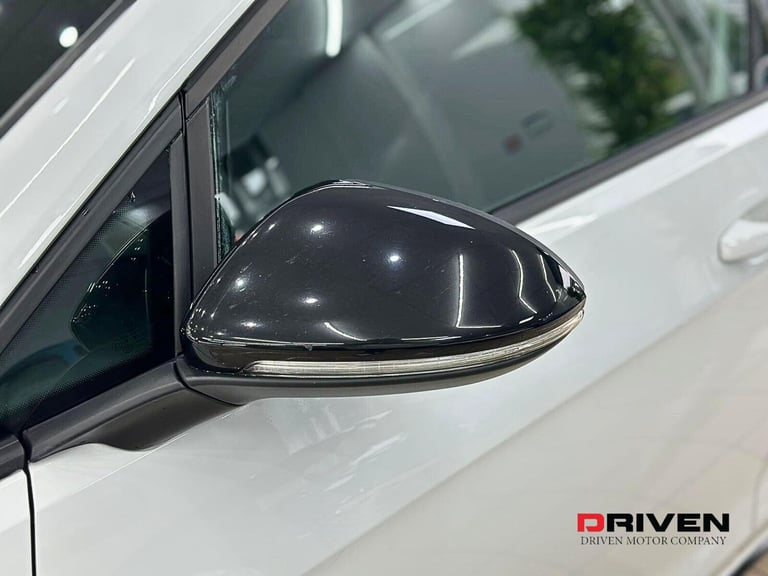 2018 Volkswagen Golf 2.0 TSI 310 R 5dr 4MOTION DSG HATCHBACK Petrol Automatic