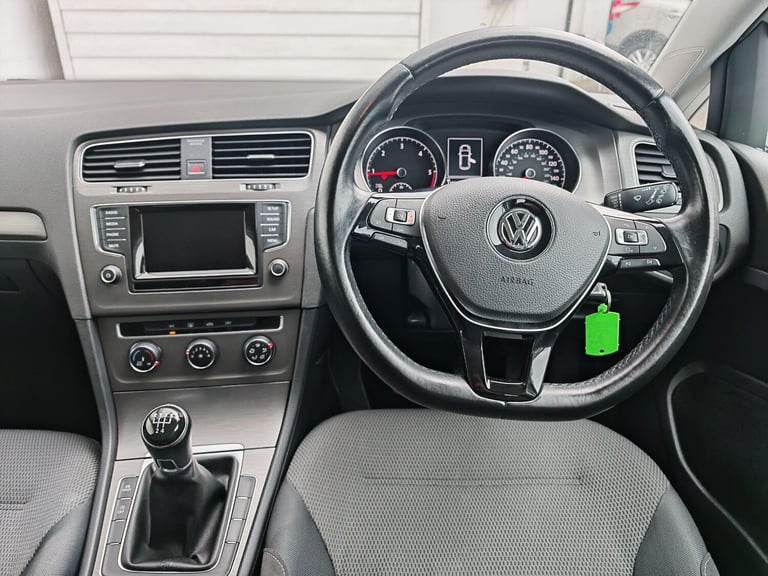 2014 Volkswagen Golf 1.6 TDI 105 SE 5dr HATCHBACK DIESEL Manual