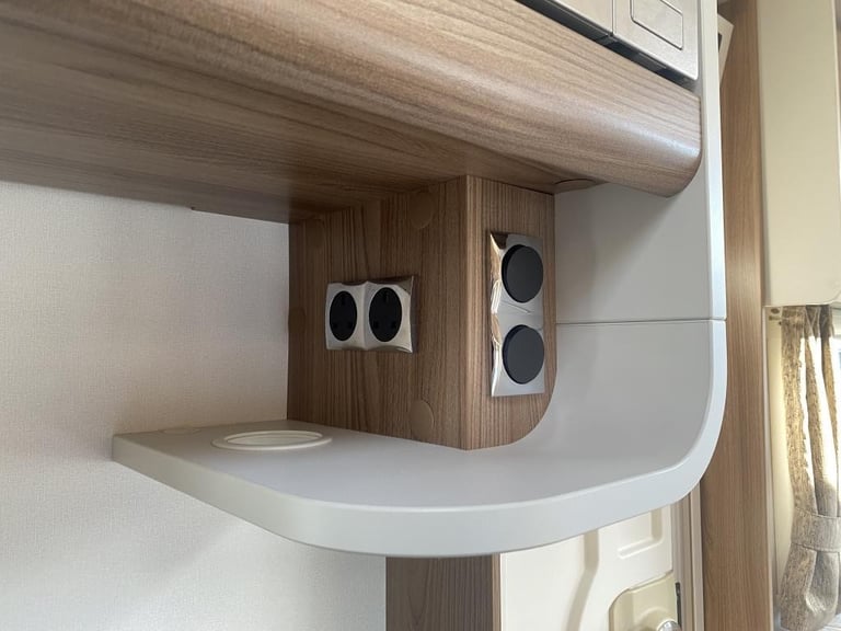 2022 SWIFT SPRITE SUPER QUATTRO FB TOURING CARAVAN