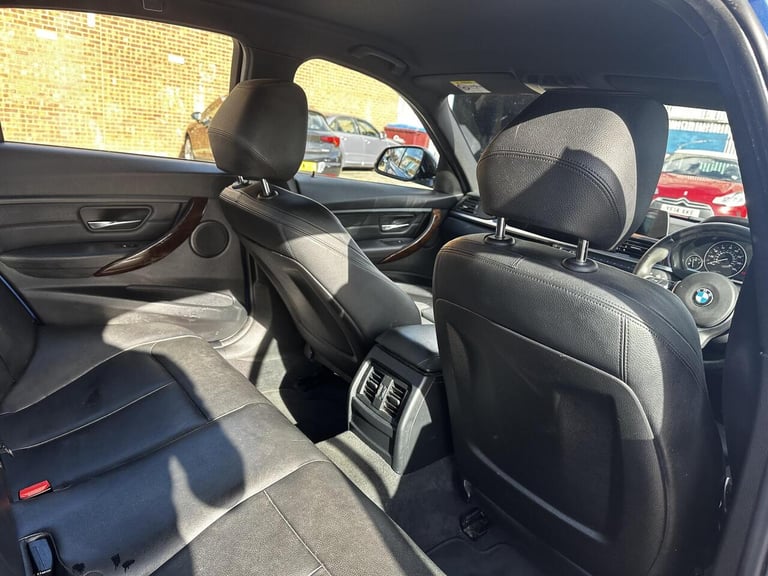 2015 BMW 3 Series Saloon (2011 - 2015) Saloon Petrol Automatic