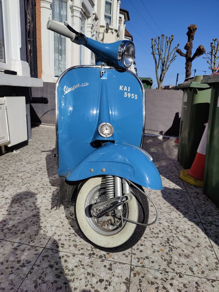 Vespa VBB