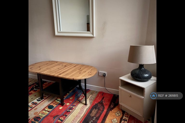 2 bedroom flat in Victoria Road, Dundee, DD1 (2 bed) (#2611815)