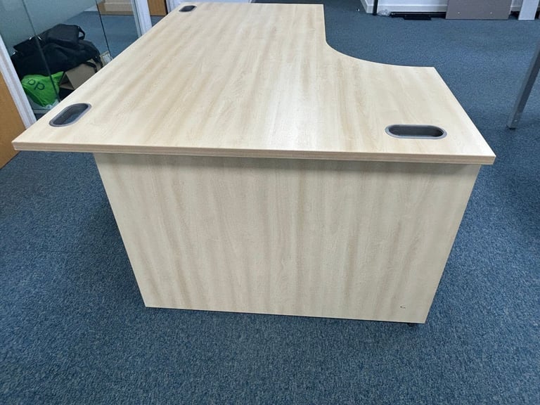 Office Clearance – Free Desks/Tables (Collection Only, HP2 4TP) - Call for any enquiries