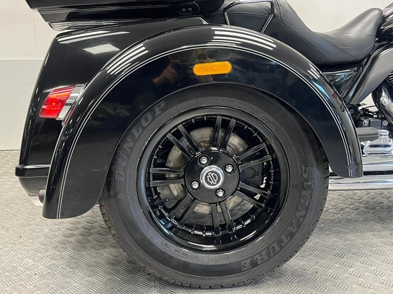 2014 Harley-Davidson Tri Glide 103 Trike - 25,000 Miles