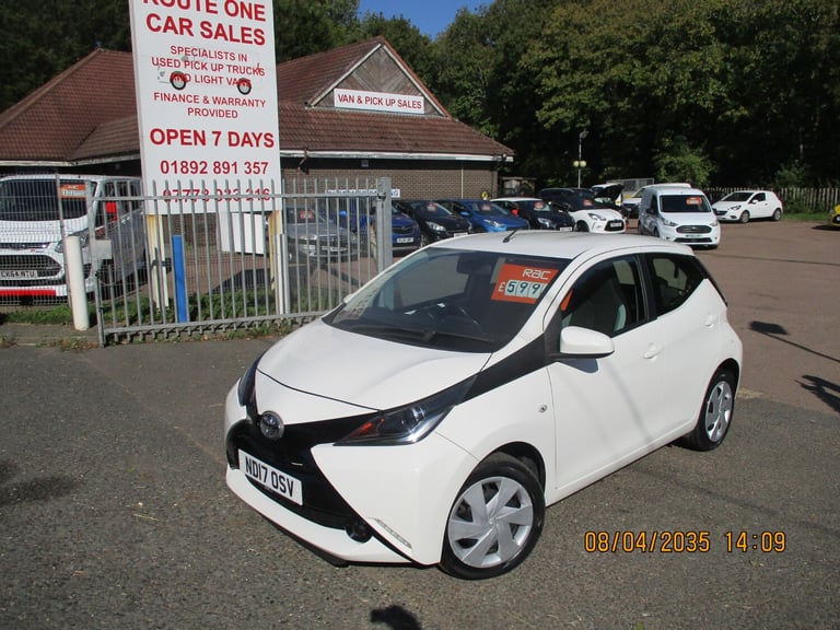 image for 2017 Toyota AYGO 1.0 VVT-i X-Play 5dr HATCHBACK Petrol Manual