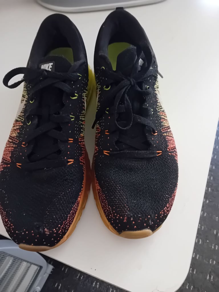 Nike flyknit 
