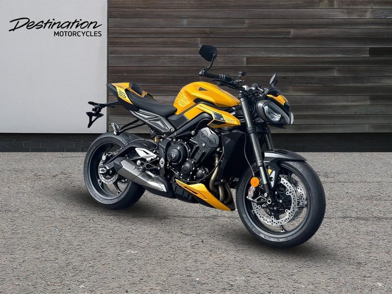 2025 Triumph Street Triple 765 RS PREMIUM COLOUR Petrol yellow 6 Speed