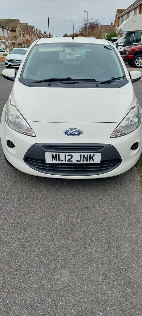 Ford, KA, Hatchback, 2012, Manual, 1242 (cc), 3 doors