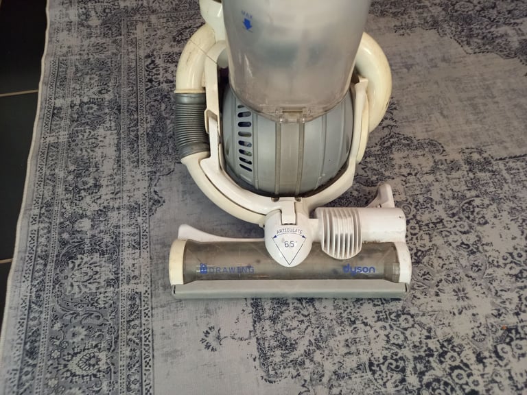 Dyson DC25 Upright Ball Vacuum Cleaner