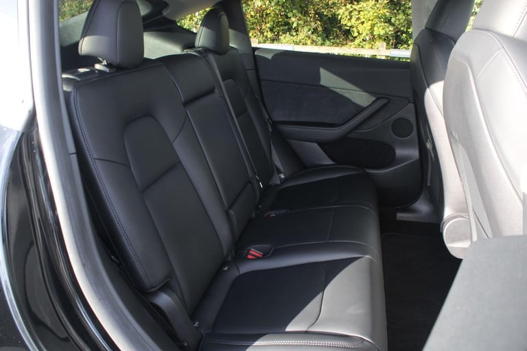 2022 Tesla Model Y (Dual Motor) Long Range Auto 4WDE 5dr MPV Electric Automatic