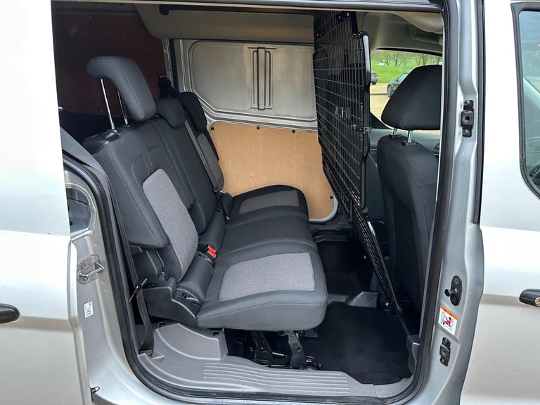 2021 Ford Transit Connect 1.5 230 EcoBlue Leader Crew Van L2 Euro 6 (s/s) 6dr PANEL VAN Diesel Ma...