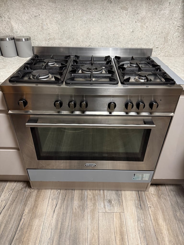 image for Gas cooker with Fan