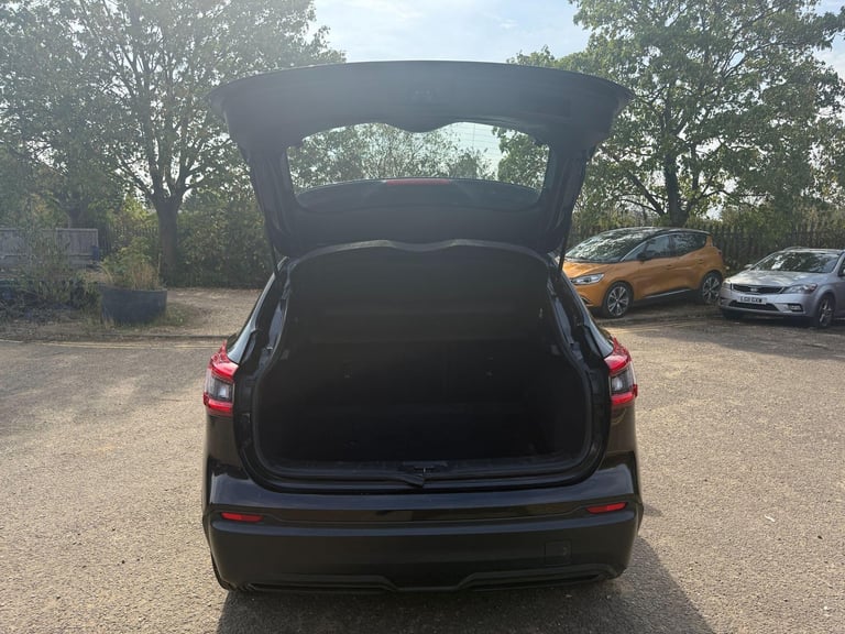 2019 Nissan Qashqai 1.3 DIG-T Acenta Premium SUV 5dr Petrol Manual Euro 6 (s/s) (140 ps) HATCHBAC...