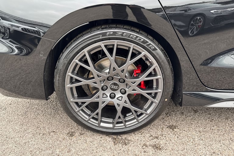 2025 Audi RS3 2.5 TFSI Carbon Vorsprung S Tronic quattro Euro 6 (s/s) 4dr Saloon Automatic