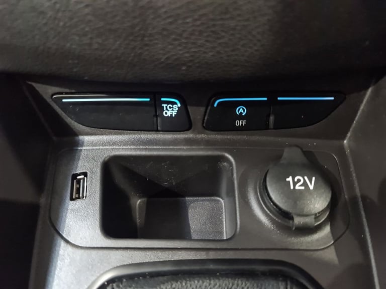 FORD TRANSIT COURIER 1.0 ECOBOOST LEADER P/V PETROL L1 100 BHP SWB