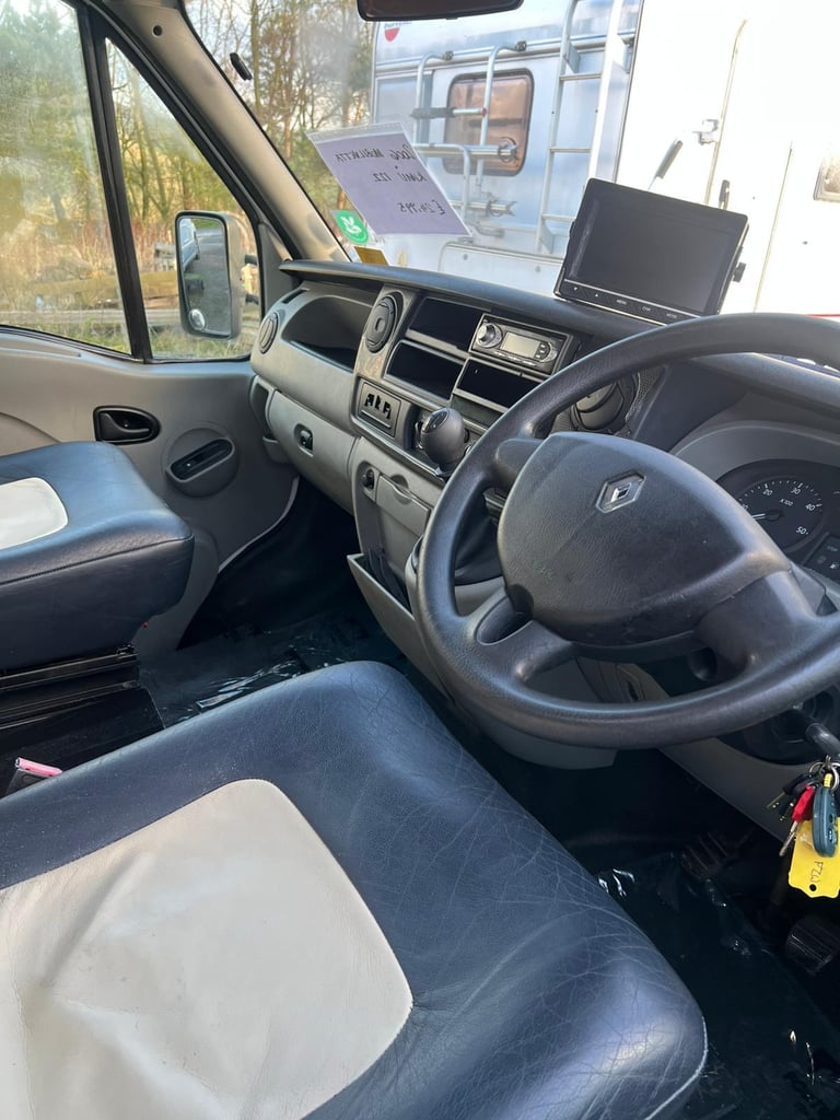 2006 - Mobilvetta Kimu 122 - 3ltr - 64,000k miles - 4 berth / 4 belts 