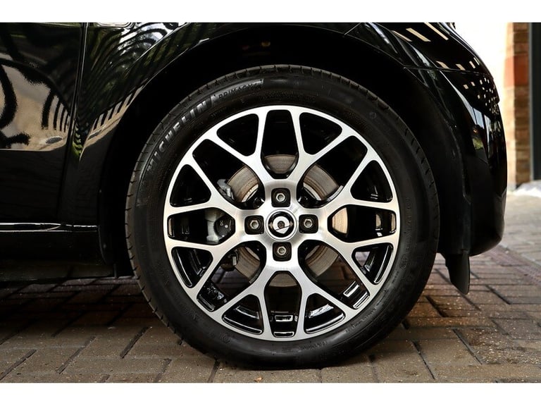 2023 smart fortwo 17.6kWh Prime Exclusive Coupe 2dr Electric Auto (22kW Charger) (82 ps) Coupe El...