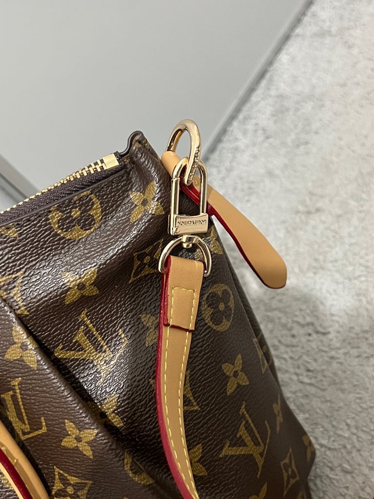 Louis Vuitton hand bag