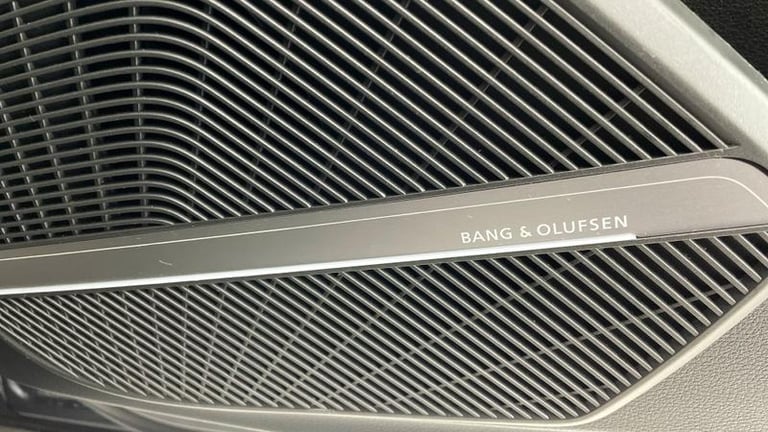 2024 Audi Q5 Black Edition 40 TDI quattro 204 PS S tronic Automatic SUV Diesel Automatic