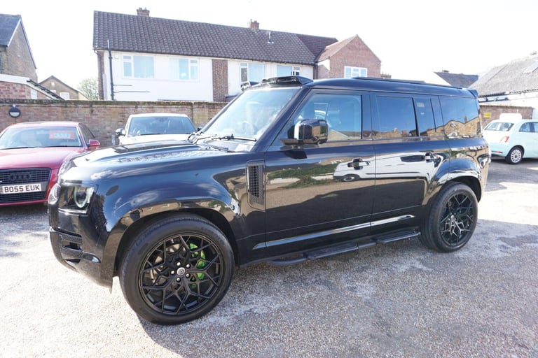 2023 Land Rover Defender 3.0 D300 X-Dynamic HSE 110 5dr Auto [7 Seat] ESTATE DIESEL Automatic