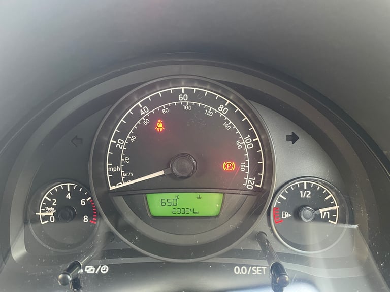 Skoda, CITIGO, Hatchback, 2016, Manual, 999 (cc), 3 doors