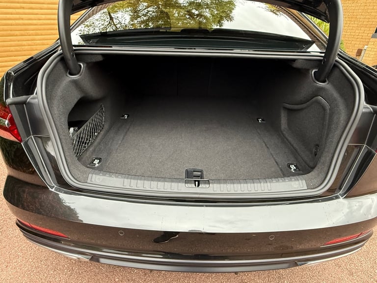 2019 Audi A6 40 TDI S Line 4dr S Tronic SALOON Diesel Automatic