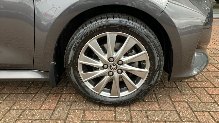 2022 Toyota Yaris 1.5 Hybrid Icon 5dr CVT Hybrid Hatchback Hatchback Hybrid Automatic