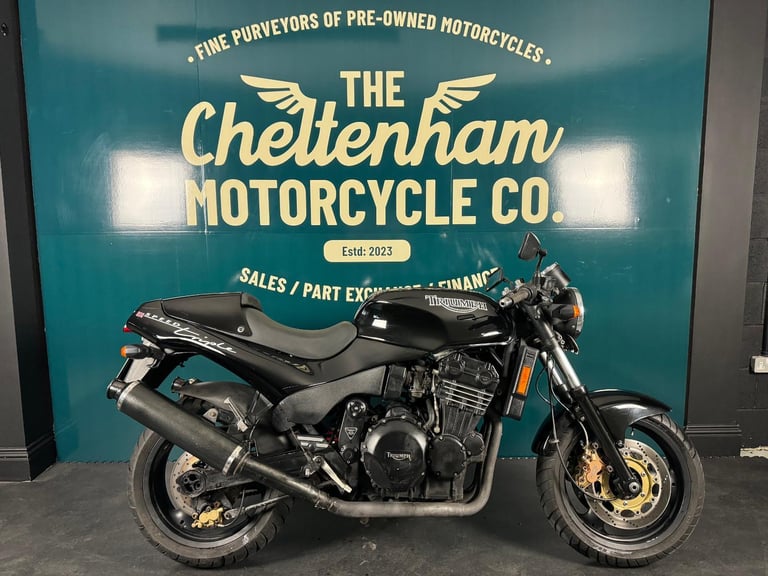 Triumph Speed Triple 900 