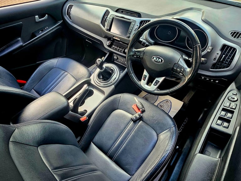 2015 Kia Sportage 1.7 CRDi EcoDynamics 3 2WD Euro 6 (s/s) 5dr ESTATE Diesel Manual