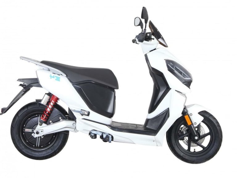 MGB E4 3000W Long Range Fully Electric Scooter