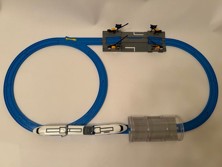 Bundle - Fisher Price Geo Trax, Tomica Hypercity 85400 