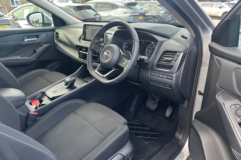 2022 Nissan Qashqai 1.3 DiG-T MH 158 Acenta Premium 5dr Xtronic Hatchback Petrol Automatic