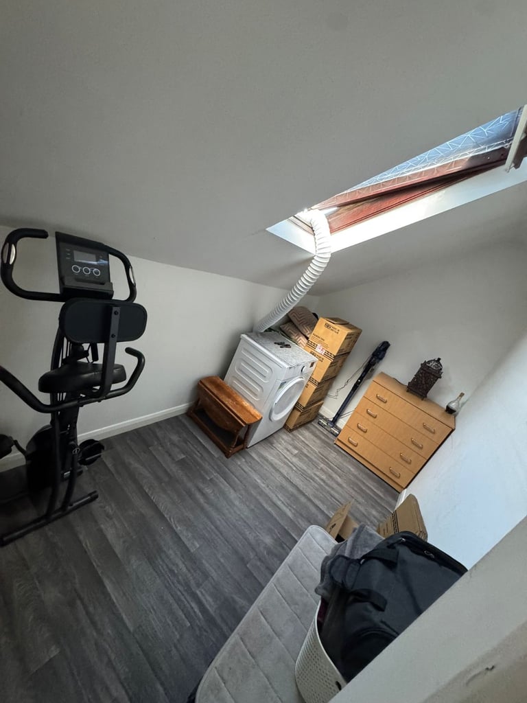 Two bedroom unfurnished flat available now Postcode PO5 1RN
