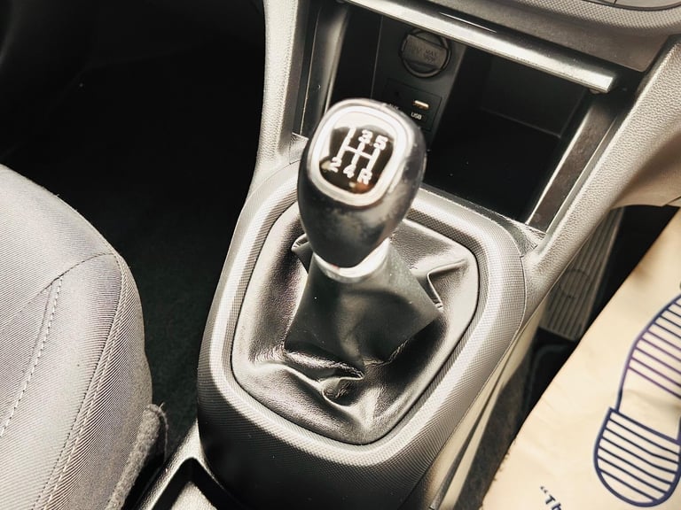 2019 Hyundai i10 1.0 Premium Euro 6 5dr HATCHBACK Petrol Manual