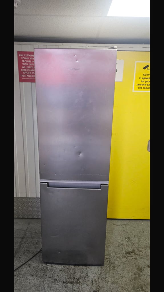 image for Hotpoint stainless steel fridge freezer. In excellent condition. Working perfectly. 