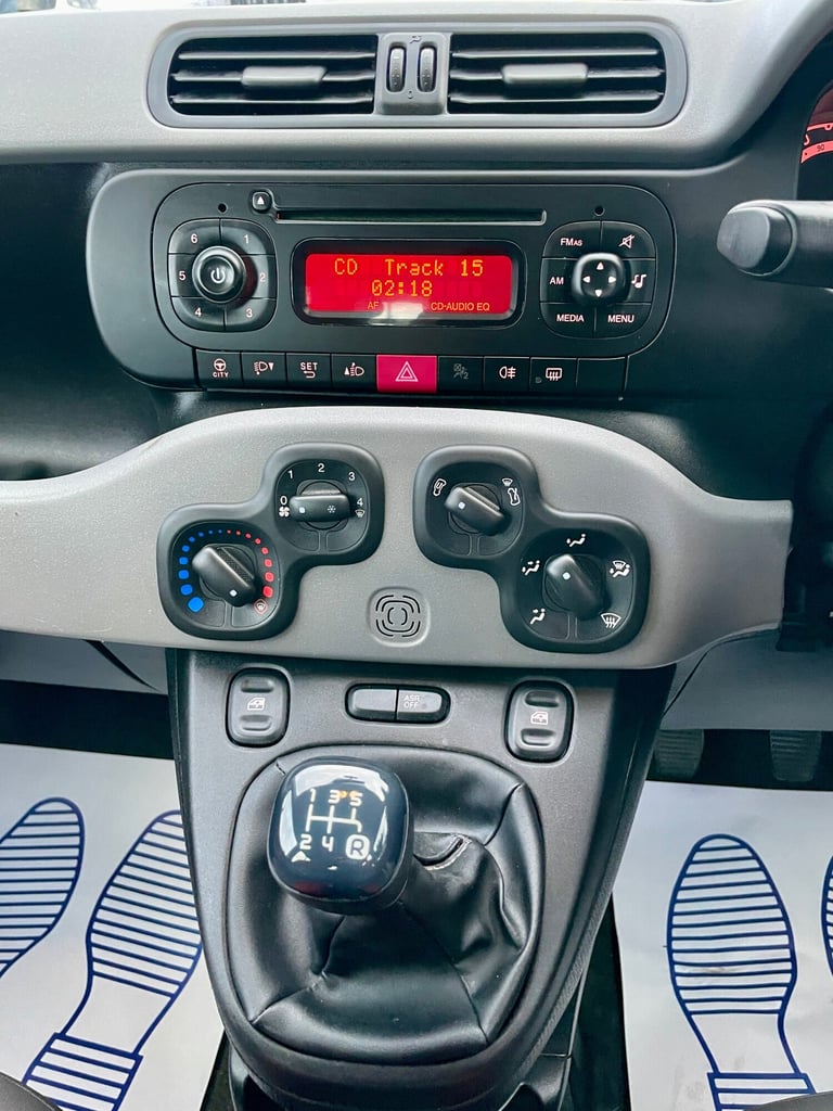 2015 Fiat Panda 1.2 Easy 5dr HATCHBACK Petrol Manual