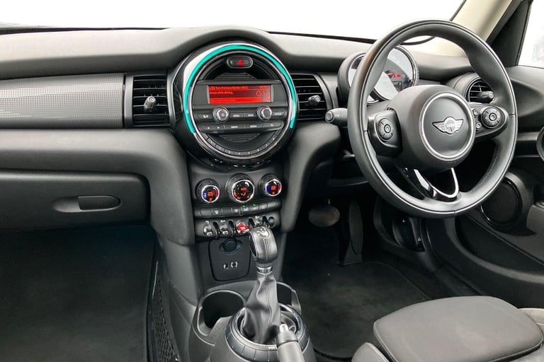 2016 MINI Hatch 1.5 Cooper 5dr Auto Hatchback PETROL Automatic