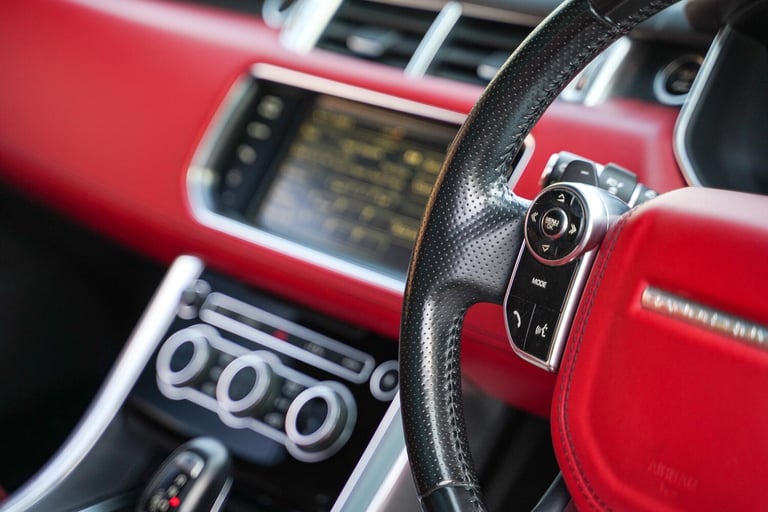 2014 Land Rover Range Rover Sport 3.0 SD V6 Autobiography Dynamic SUV 5dr Diesel Auto 4WD Euro 5 ...