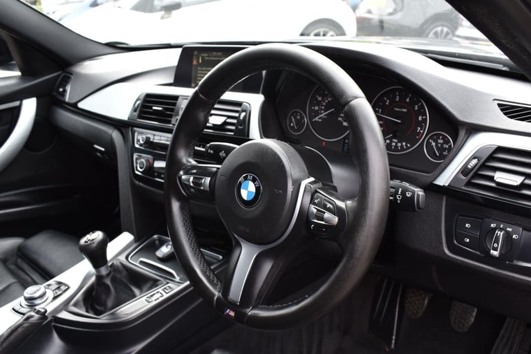 2017 BMW 3 Series 2.0 320i M Sport Touring xDrive Euro 6 (s/s) 5dr Petrol