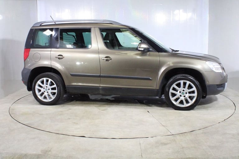 2012 61 SKODA YETI 2.0 TDI ELEGANCE SUV 5DR DIESEL DSG 4WD EURO 5 (140 PS) DIESE