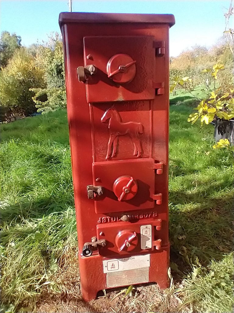 Coal or wood burning stove Jotul NR 507 B Red  - £350