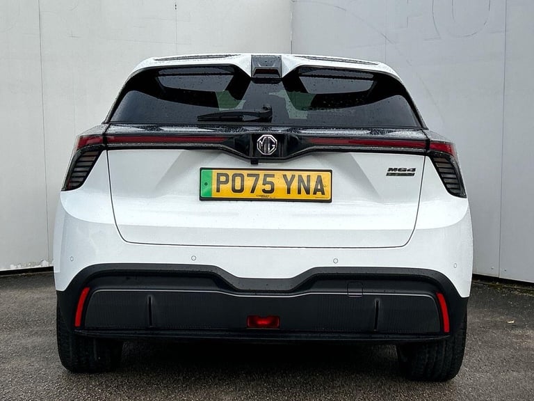 2025 MG MG4 64kWh Trophy Long Range Hatchback 5dr Electric Auto (203 ps) Hatchback ELECTRIC Autom...
