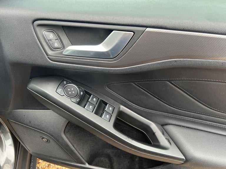 2019 Ford Focus 1.5T EcoBoost Titanium X Euro 6 (s/s) 5dr HATCHBACK Petrol Manual