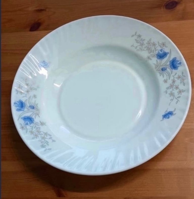 image for 2 Available Kitchen Food Plate