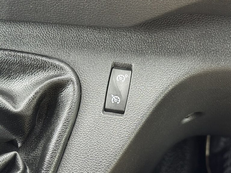 2023 Renault Master dCi 145ps ENERGY Business FWD LWB 4.85M with Air Con, Safe, Secure Keycard  L...