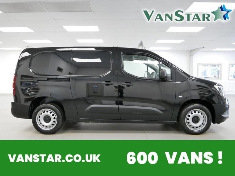 2022 VAUXHALL COMBO L2 1.5 TURBO D 100 BHP 2300 LONG DYNAMIC EDITION ( SAT NAV )